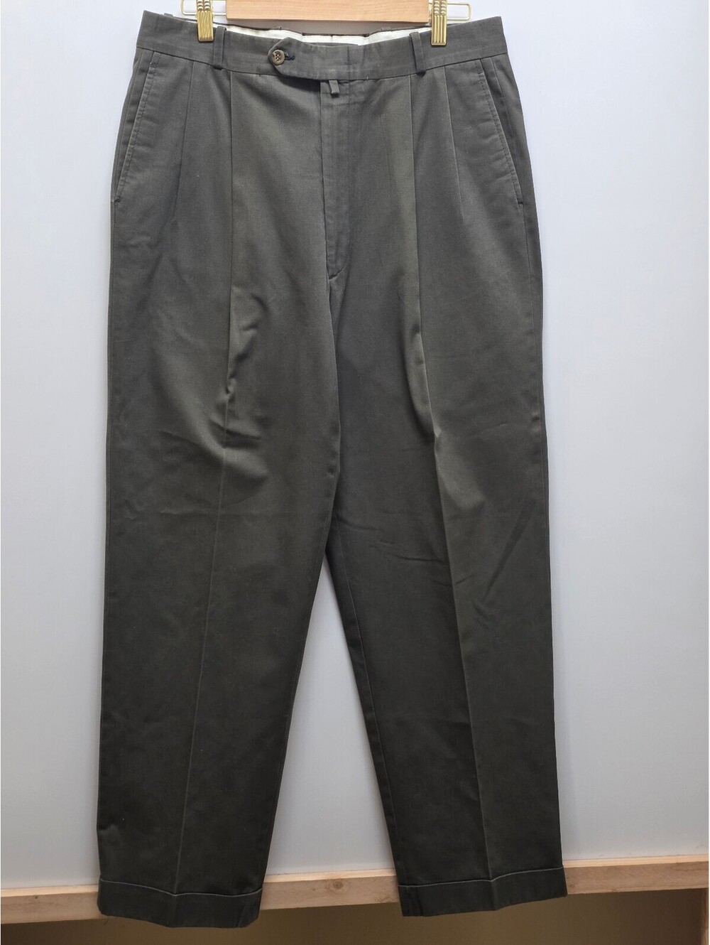 Vintage 90s Tommy Hilfiger Pants Mens Made in Canada Pleated Cuffed Crest Olive